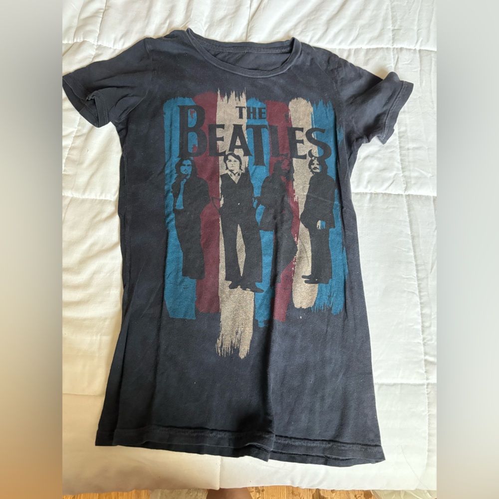 Junk Food Clothing Black Graphic Tee